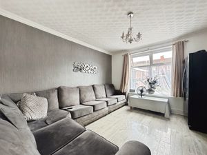 Dining Room- click for photo gallery